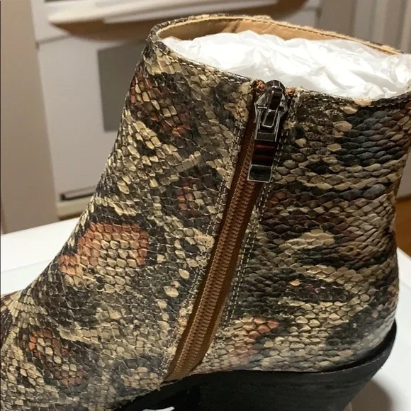 Catherine Malandrino Rocko Snake Multi color boots - Picture 3 of 11